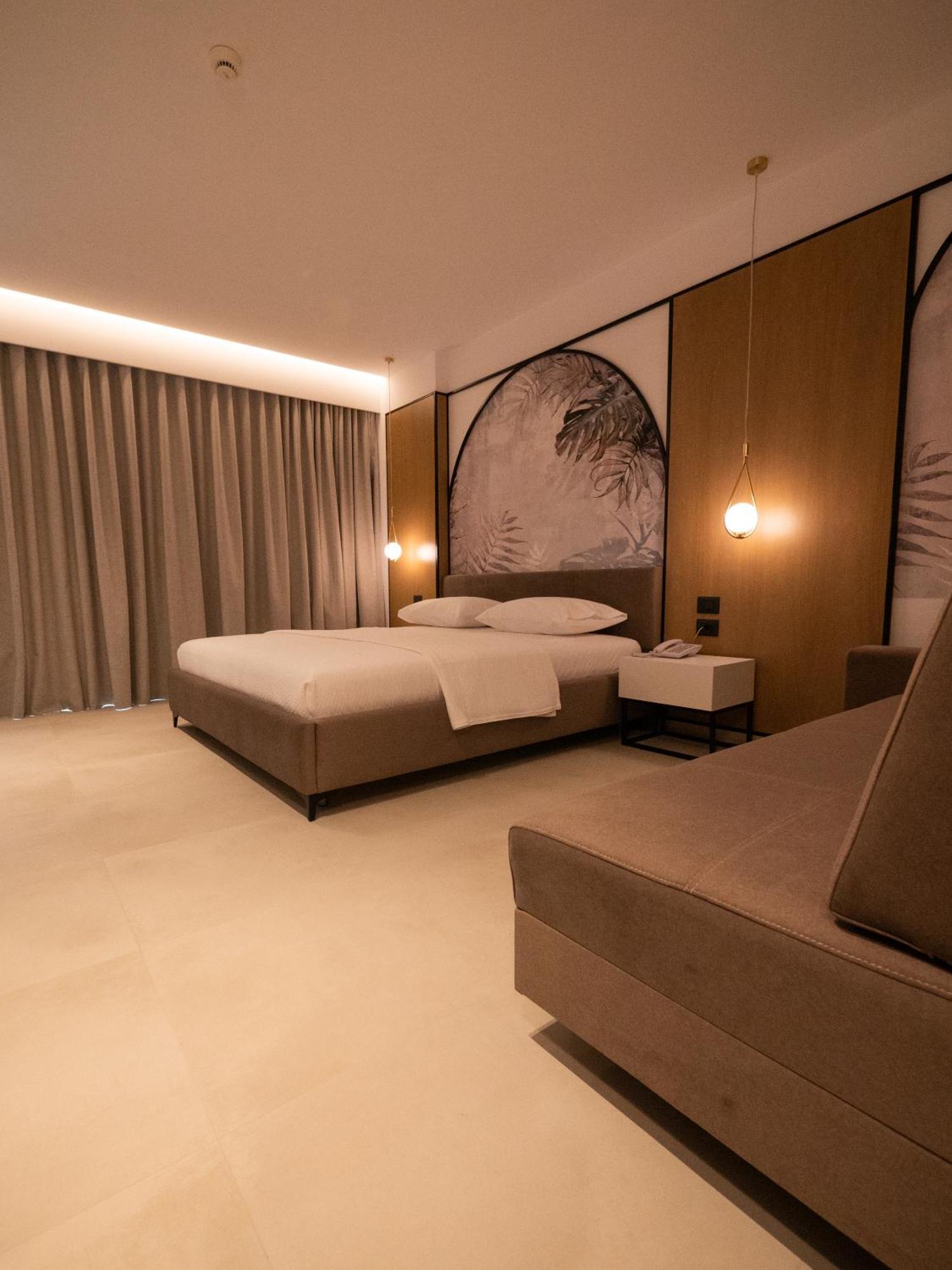 קסאמיל Colosseum Hotel מראה חיצוני תמונה