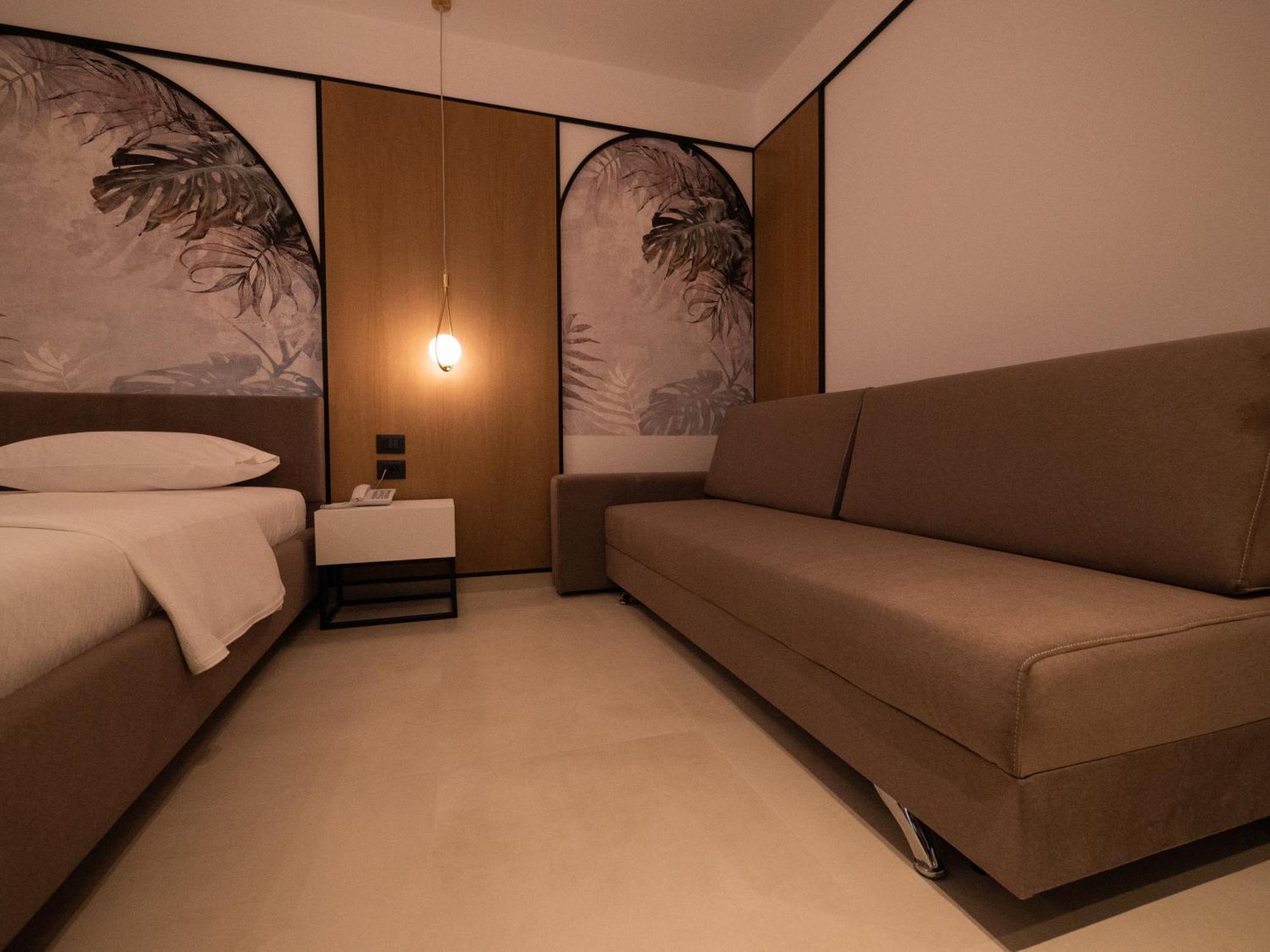 קסאמיל Colosseum Hotel מראה חיצוני תמונה