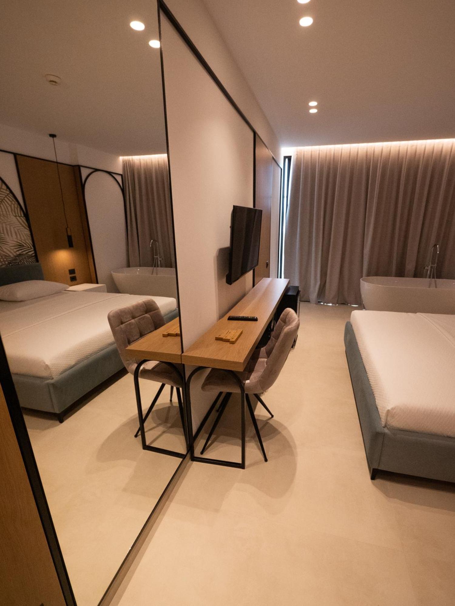 קסאמיל Colosseum Hotel מראה חיצוני תמונה
